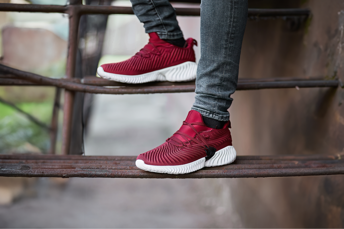 Basketball Shoes: Performance Features That Matter